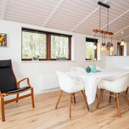 6 Person In R M Holiday home