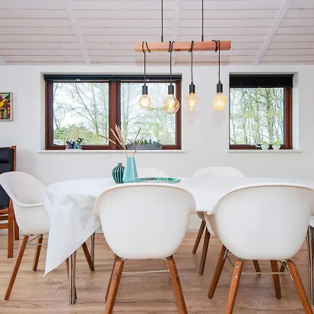 6 Person In R M Holiday home *